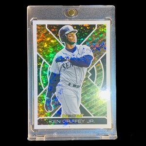 Ken Griffey Jr. Topps Gold Refractor Insert baseball card - Seattle Mariners HOF